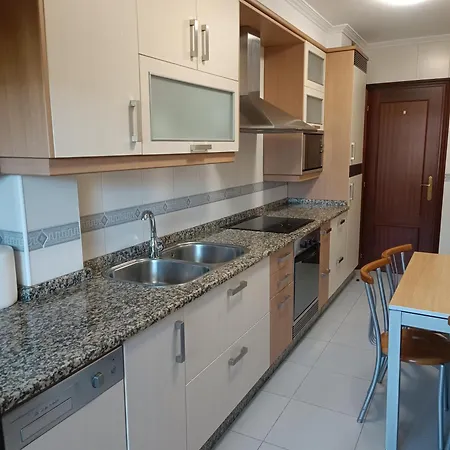 Atico Con 3 En Διαμέρισμα *