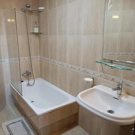 Atico Con 3 En Διαμέρισμα Poio